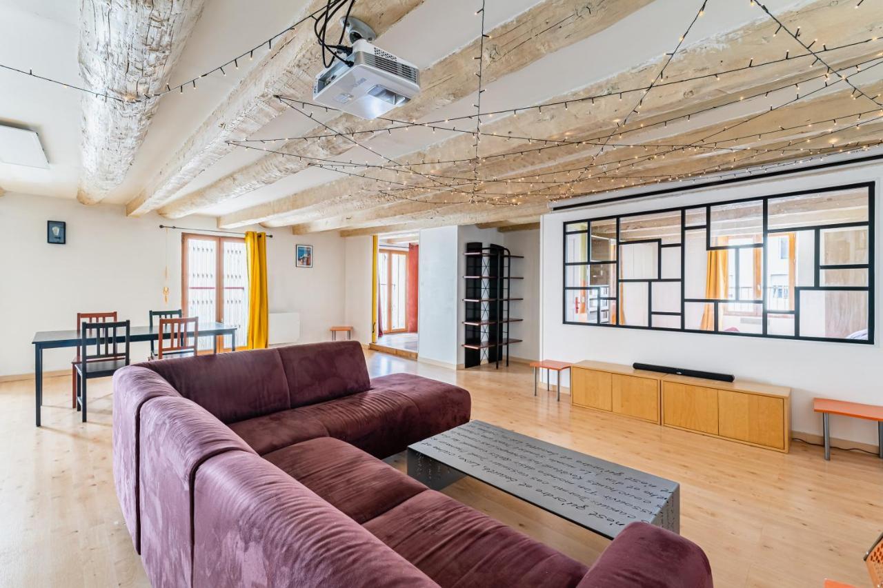 Dina Great Big Appartment - 6 Pers With Overhead Projector 马赛 外观 照片